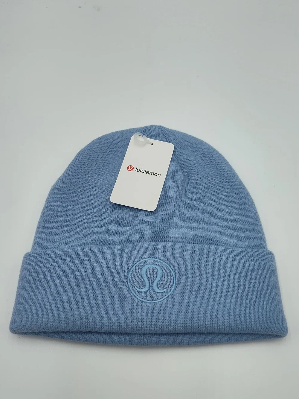NWT Lululemon Beanie light blue Unisex